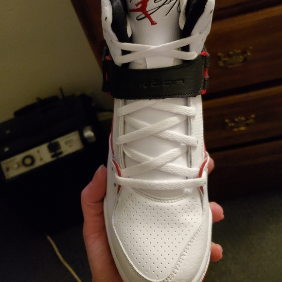 Jordan Flight 45 (GS) Size 7Y - Picture 3 of 4